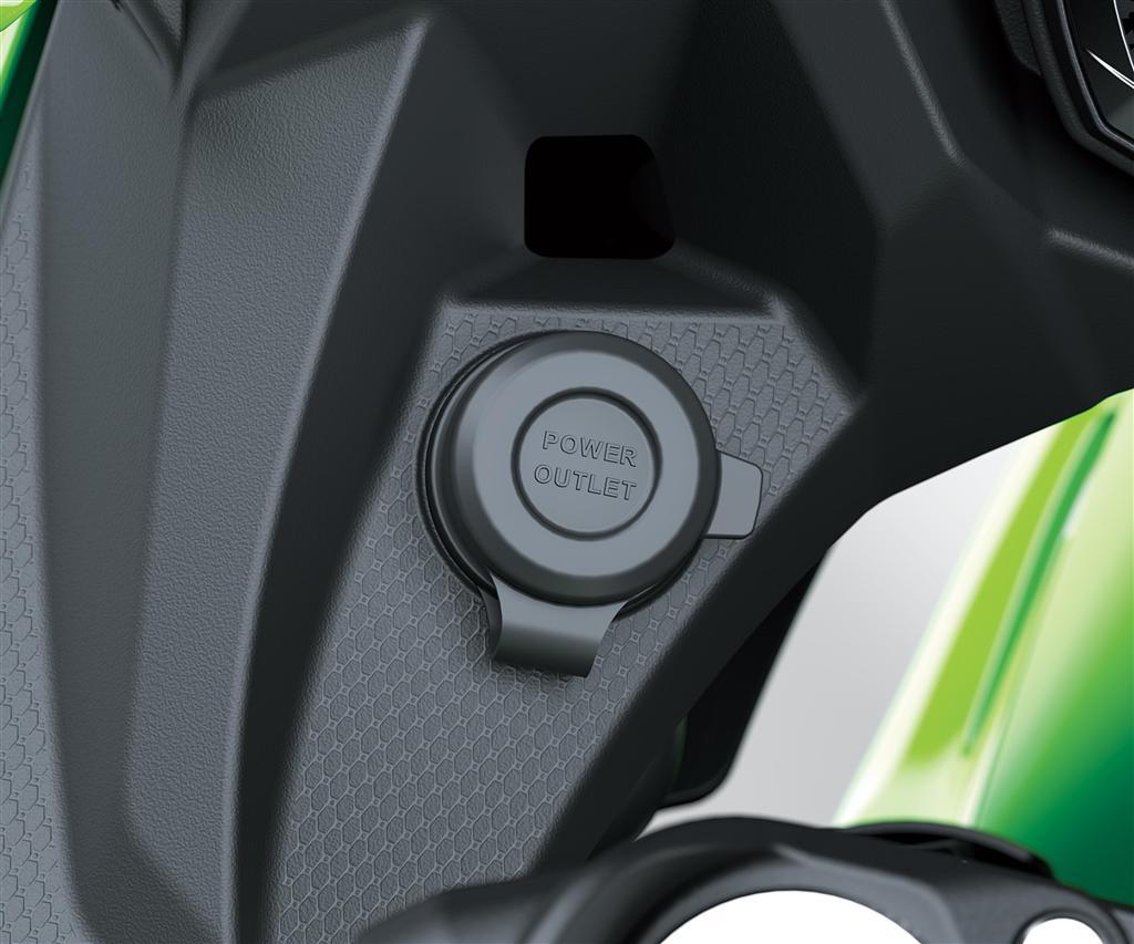 12V DC Strömuttag (Ninja 400)