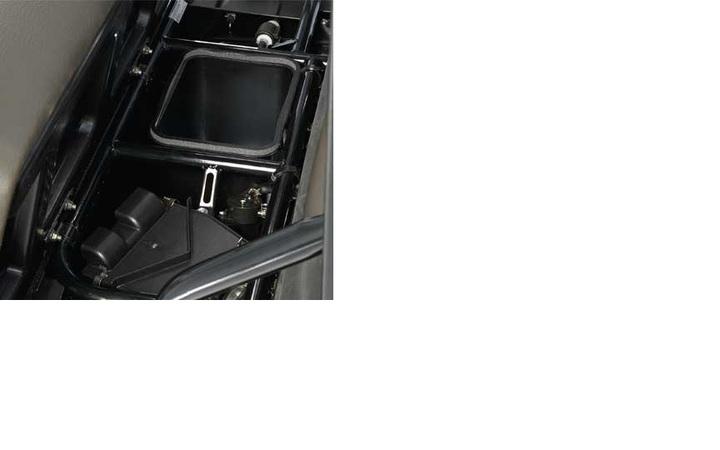 Förvaringsfack under sätet (MULE SX)