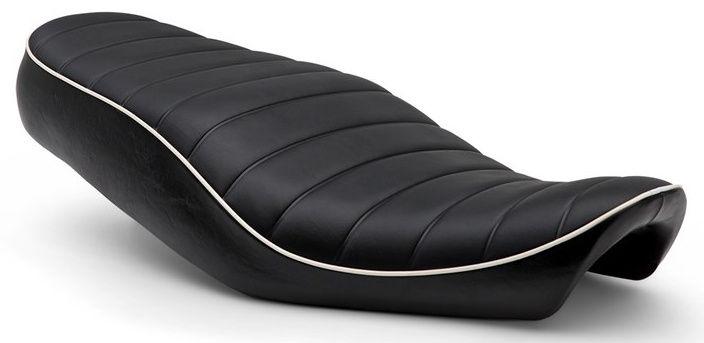 Låg sadel med vit kantlist (W800)